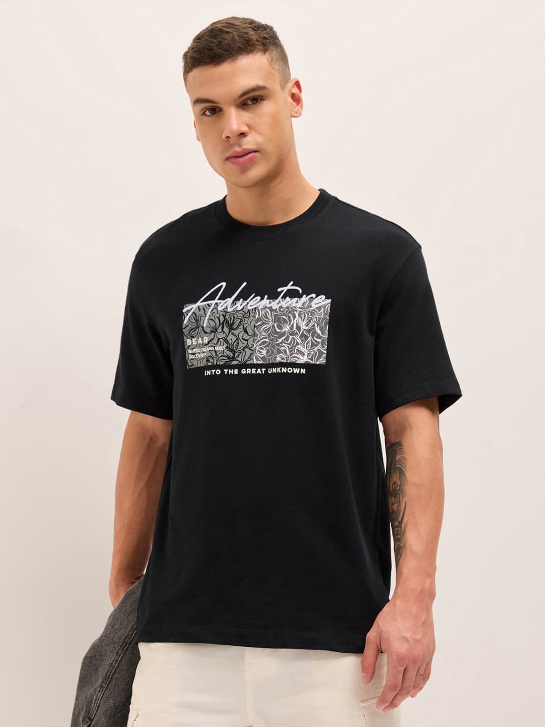 LAGE - Black Crew Neck T-Shirt with Adventure Graphic Print image